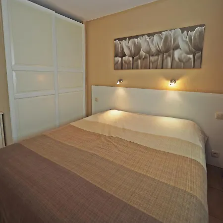 Aan De Jachthaven, Vakantieappartementen Met Frontaal Zeezicht *